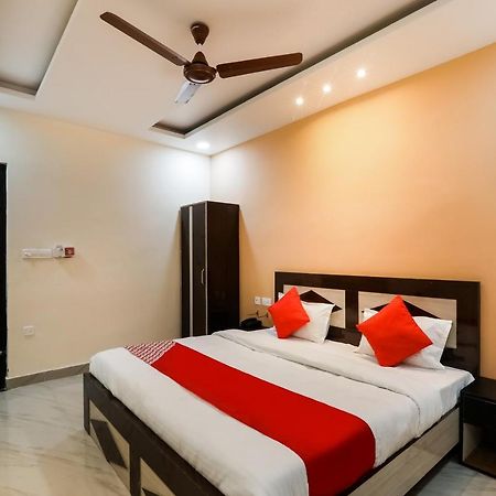 Oyo Flagship Krishna Regency Near Chaudhary Charan Singh International Airport Bijnaur Exterior foto