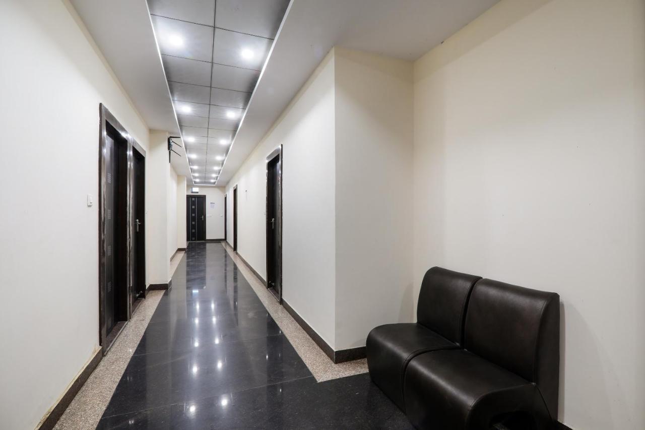 Oyo Flagship Krishna Regency Near Chaudhary Charan Singh International Airport Bijnaur Exterior foto