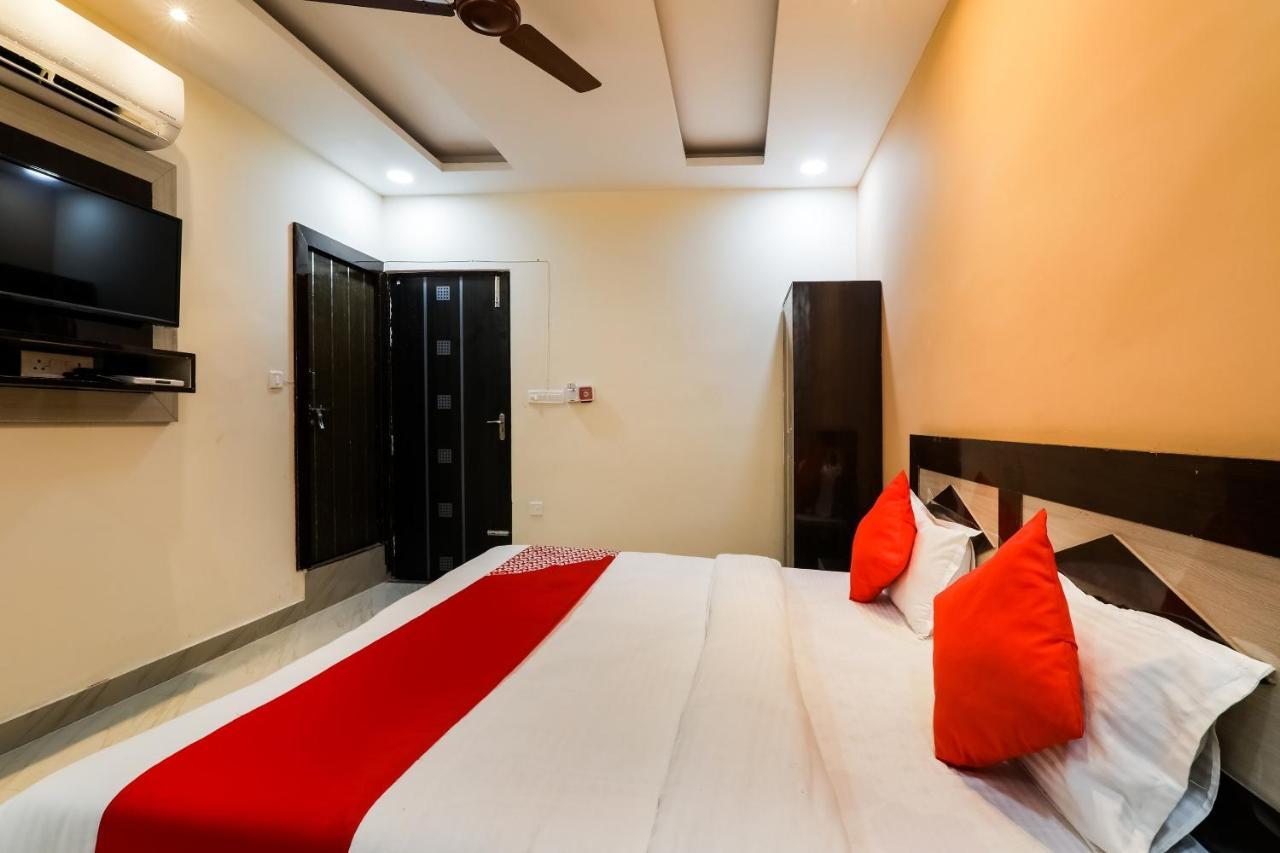 Oyo Flagship Krishna Regency Near Chaudhary Charan Singh International Airport Bijnaur Exterior foto