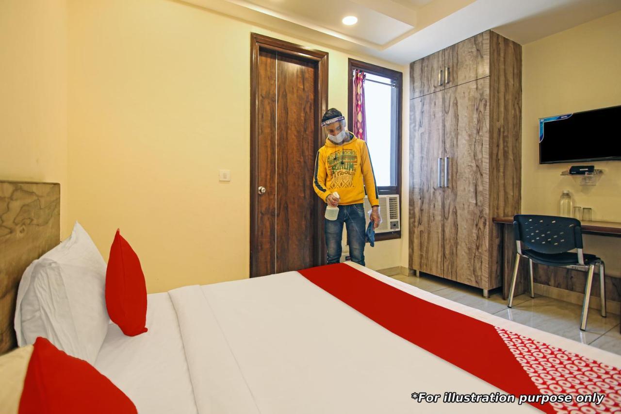Oyo Flagship Krishna Regency Near Chaudhary Charan Singh International Airport Bijnaur Exterior foto